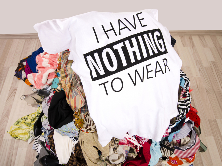 Decluttering closet to see what you'll wear easilly