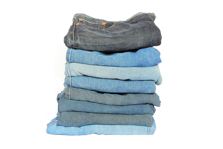 Decluttering closet by categories can be easier
