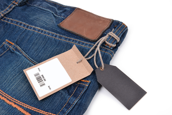 Keeping a garment won't make it cheaper. My purging tip: get rid of it!